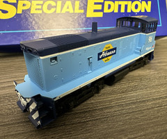Athearn Special Edition HO RTR #2200 SW1000 Powered Diesel w/Caboose Set RTR NOS