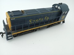 AHM HO Santa Fe 3415 Alco S-2 Diesel Switcher – Runs 30% of the time needs work