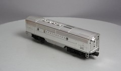 Lionel 6-8062 O Burlington F-3 B-Unit Chrome Non-Powered Diesel Locomotive #8062