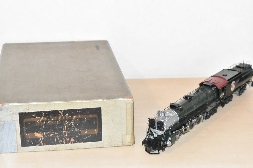 Model Train Tenshodo Great Northern S-2-4-8-4 2576 HO Gauge Steam Locomotive