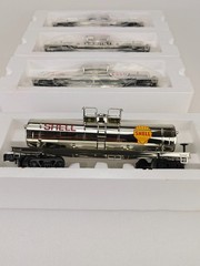 MTH RailKing O Scale Tank Cars Lot 4 Sunoco Esso Texaco Shell NOS Box