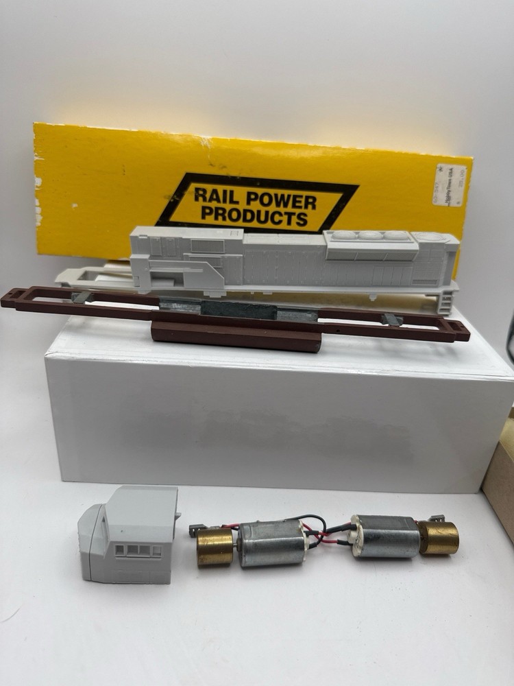 HO Rail Power Products 547 EMD SD90MAC Undec Locomotive Shell Chassis Motors Kit