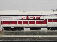 Bachmann 4671 N Scale Auto-Train 4000 U-36-B Diesel Locomotive Runs, Light Works