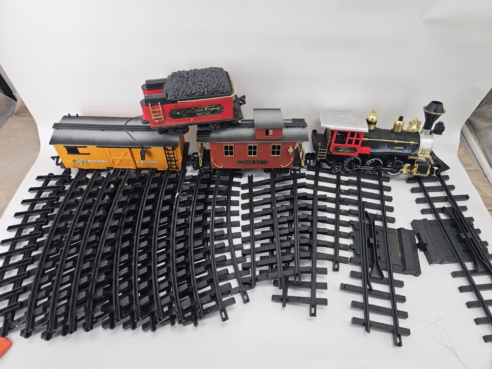 1986 Denver Express G-Scale Train – 4 Cars & Tracks – New Bright Untested