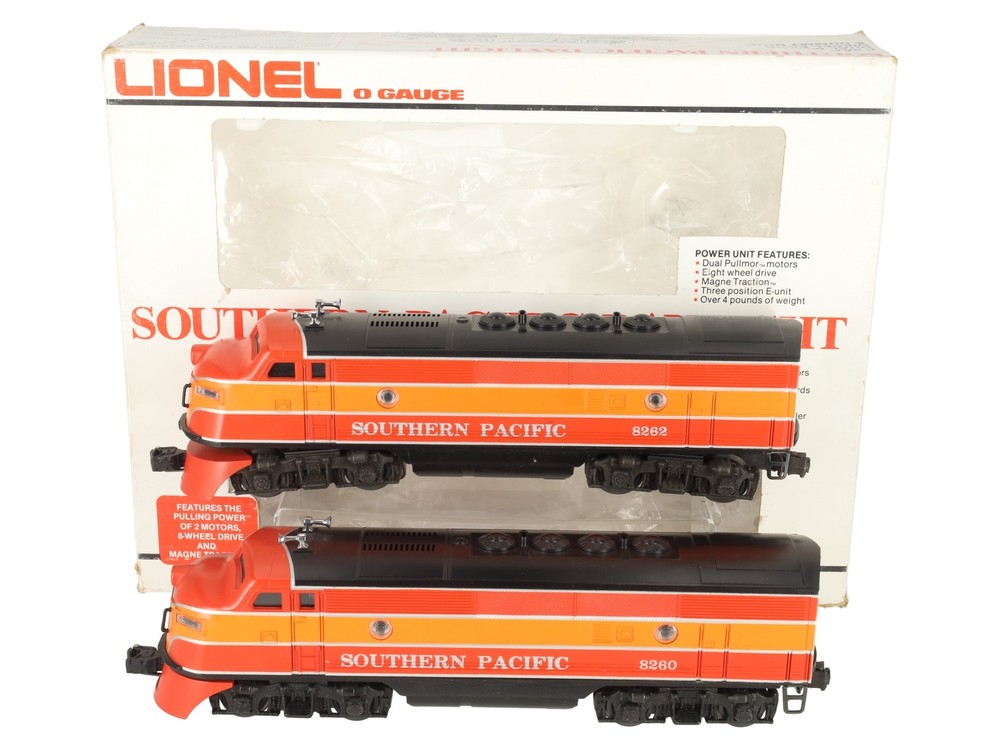 Lionel 6-8260 O Gauge Southern Pacific F3 AA Diesel Locomotive Set #8260/8262 EX
