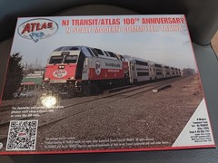 N SCALE ATLAS NJT COMMUTER SET