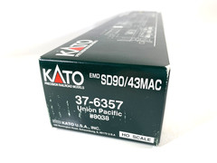 Kato HO 37-6357 Union Pacific SD90/43MAC Diesel # 8038 -DC / No Sound