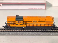 Vintage ATLAS N-Scale Maine Central ALCO RS-11 Diesel Locomotive 801 Cat. 42603