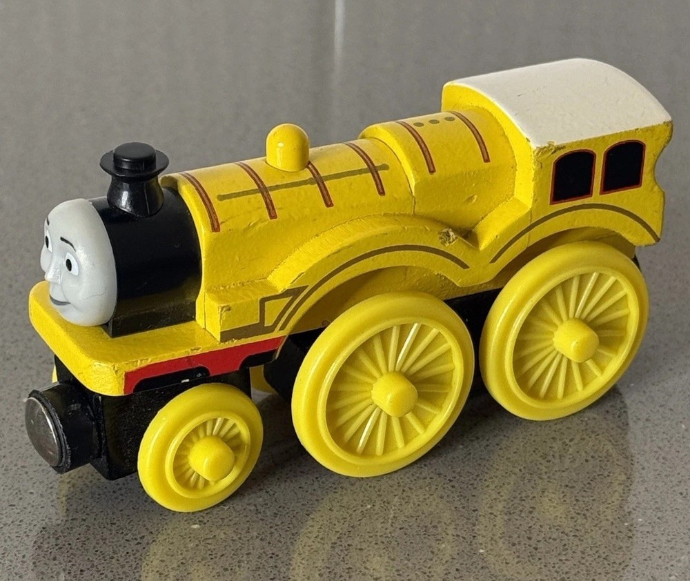 VTG Thomas & Friends MOLLY 2005 Wooden Train Engine Learning Curve #2555WJ00