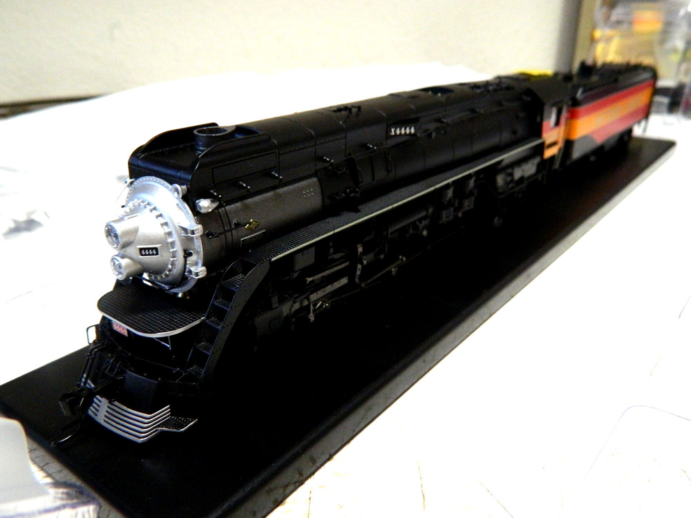 HO, BLI #9832,SP GS-4#4444,new run,,brand new,DC/DCC,snd,smoke,factory new