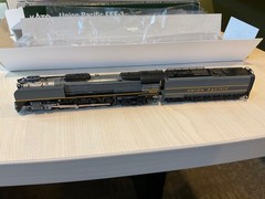 “New in Box” N Scale Kato DCC FEF-3 Steam Locomotive UP #8444 Greyhound 4-8-4