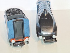 Hornby R528 Ltd Ed #200 Sir Nigel Gresley A4. New Old Stock. Mint Cond. Boxed.OO