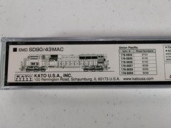 DC KATO N-Scale #176-5604 EMD SD90/43MAC UP #8104 Union Pacific NOS