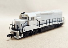 N Scale ATLAS 48601 Undecorated GP40-2 Locomotive
