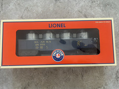 LIONEL O GAUGE 2004 ALASKA 26 370 GONDOLA WITH 4 CANISTERS 6-26370