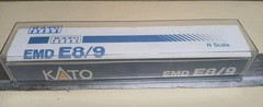 N-Scale KATO EMD E8/9 A Unit (Passenger Pilot) engine/locomotive Amtrak #414