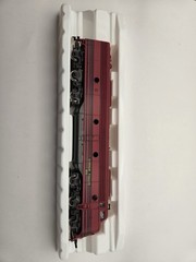 IHC HO Lehigh Valley E8 A/B Set Powered + 2 Passenger Cars -2 Locomotives,2 Cars