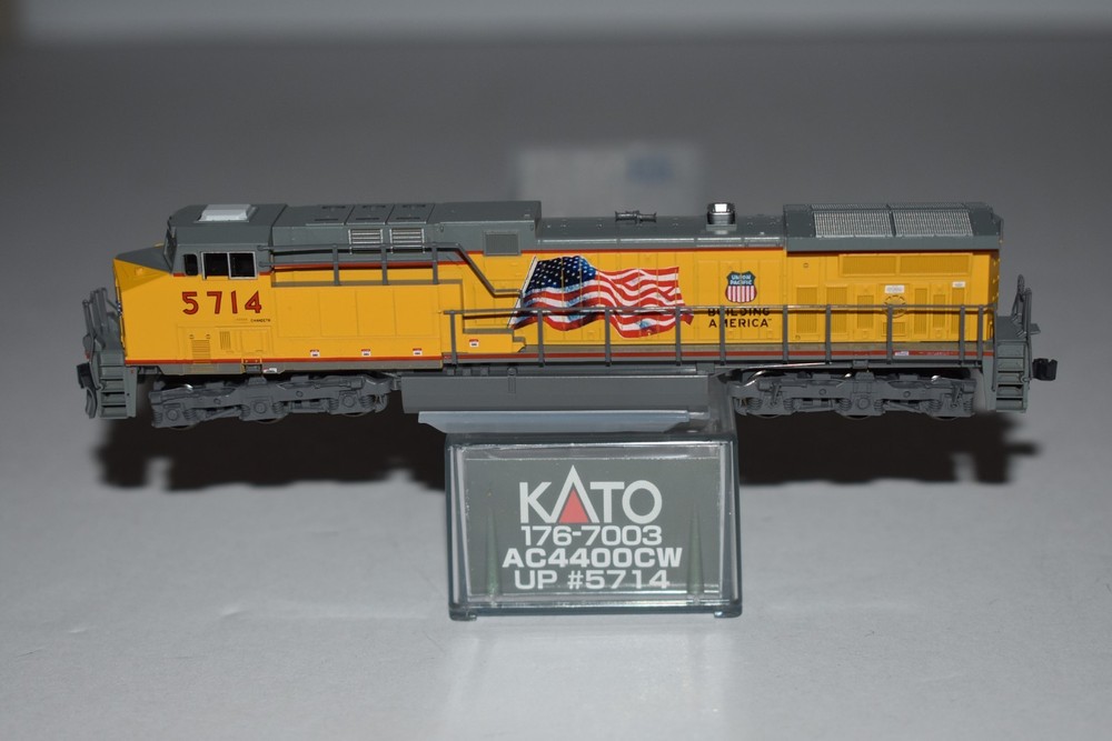 N Scale KATO 176-7003 Union Pacific AC4400CW Diesel Locomotive 5714 C57984