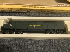 Life-Like HO Scale Pennsylvania Diesel Locomotive #1473 – 8-Wheel – Headlight