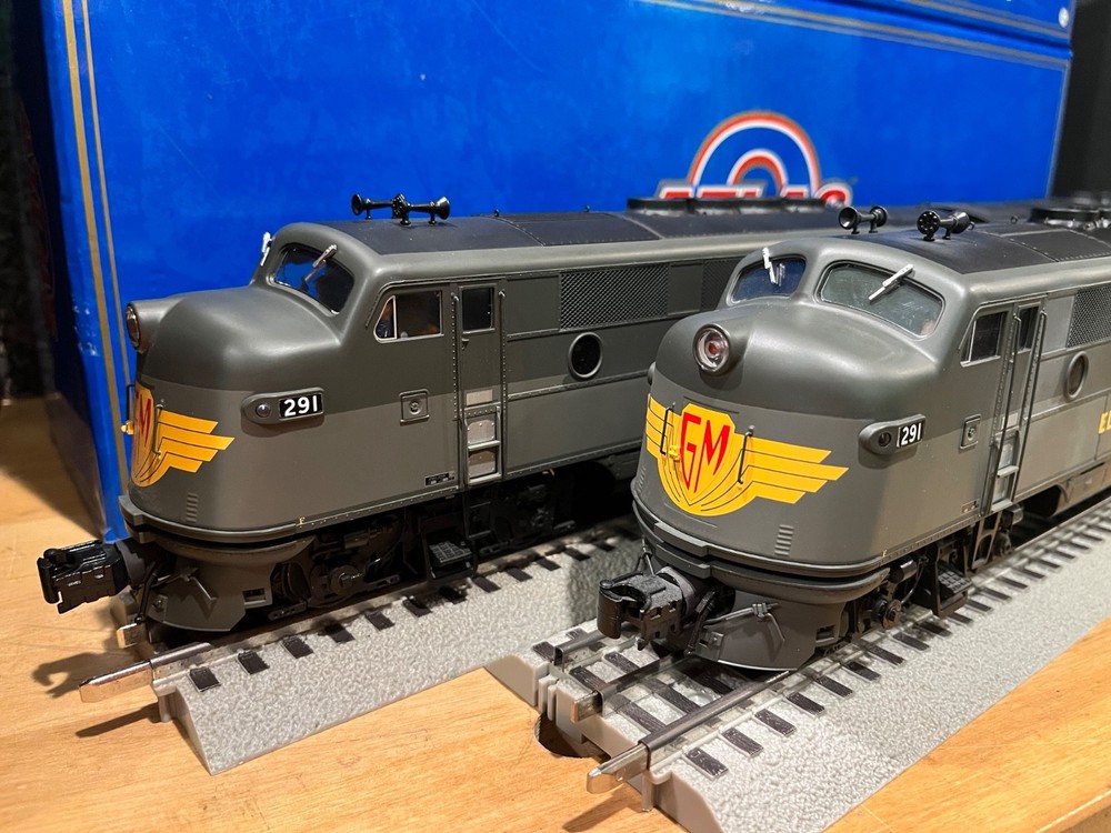 Atlas O 3-Rail TMCC F-2/F-3 Ph 1 EMD Demo ABBA Set – Golden Spike Club Exclusive