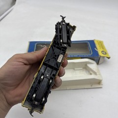 HO Scale AHM Tempo C&O Chesapeake & Ohio EMD BL2 Diesel Locomotive #1845