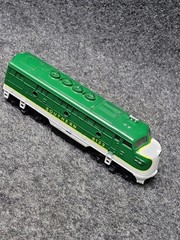 Southern Railway 6133 Diesel Locomotive HO Scale Green White Train Model Car